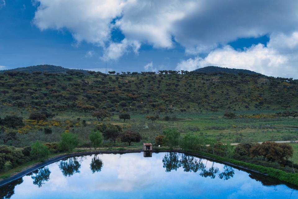 Lago finca el hinojal