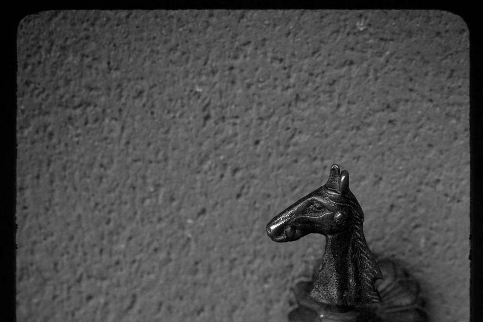 Detalle de grifo en patio interior