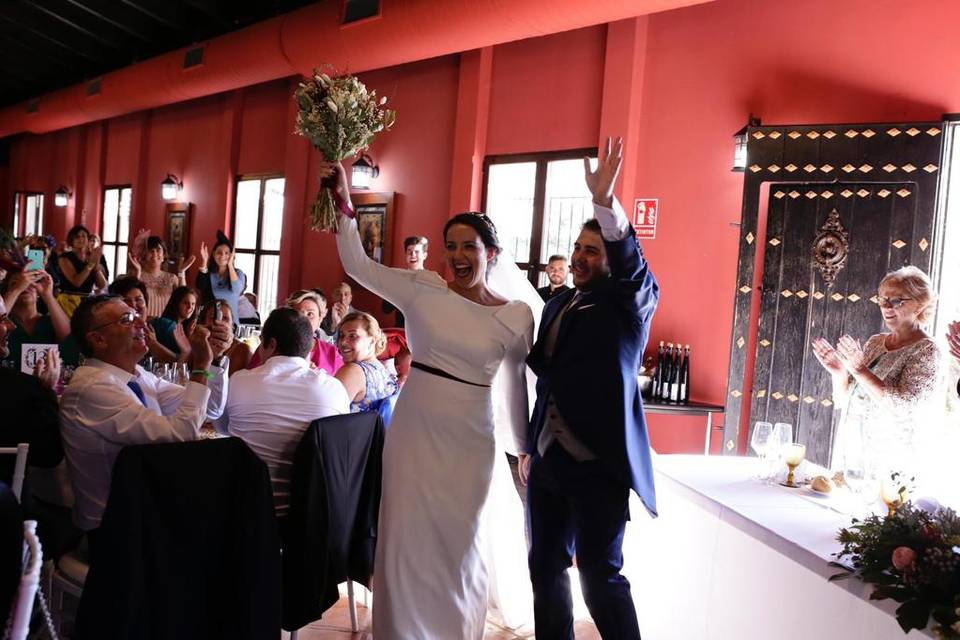 Novios en el banquete