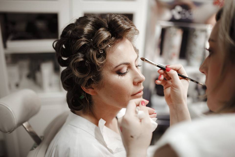 Maquillaje de novia salón