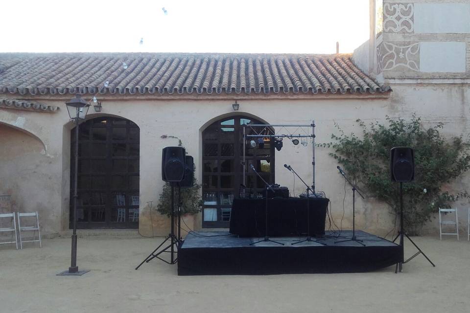 Boda y grupo flamenco