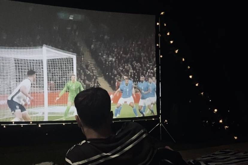 Noche de fútbol