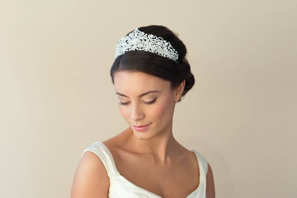 Odilia Bridal