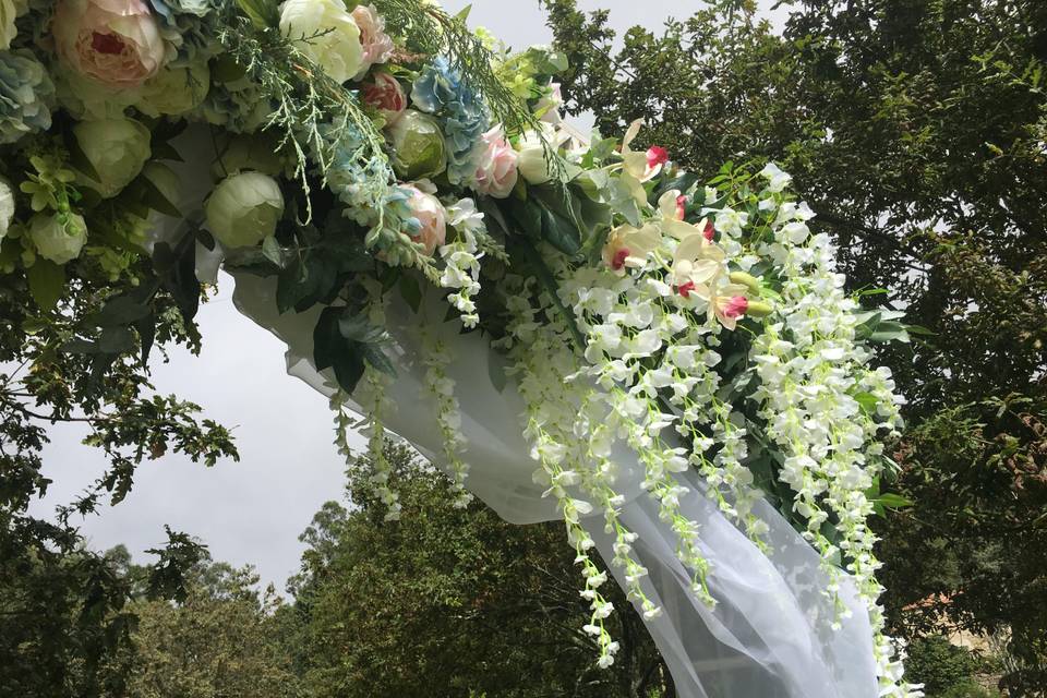 Detalle de arco floral