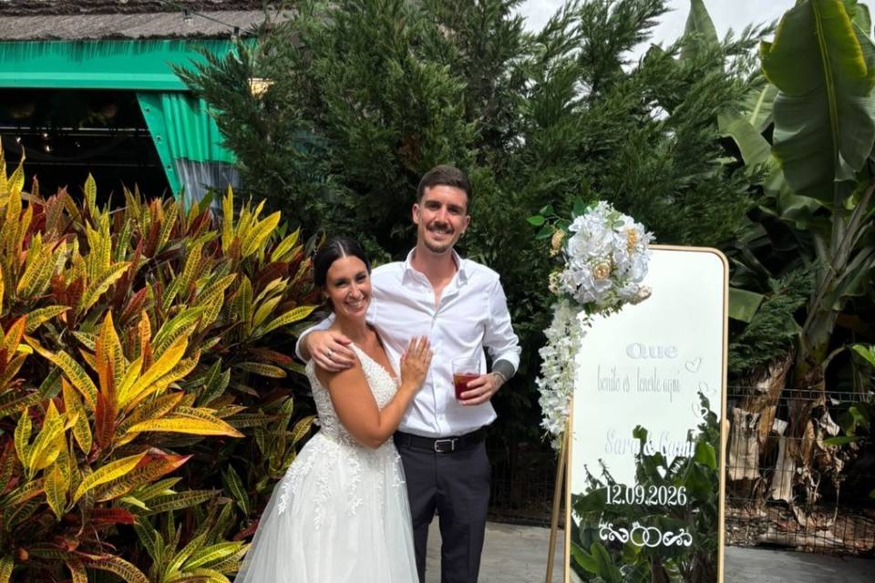 Felicidades , Sara y Cami