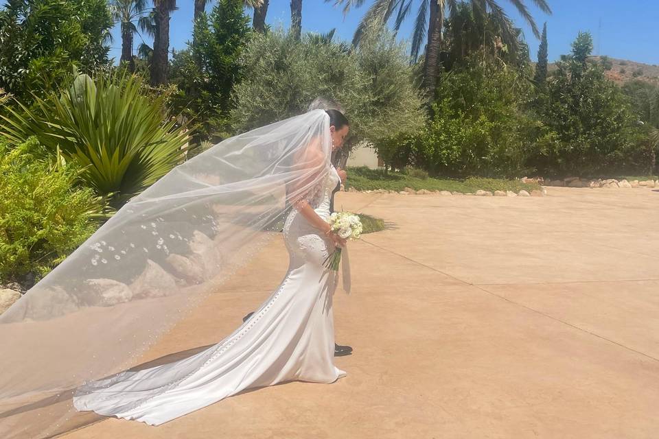 NOVIAS
