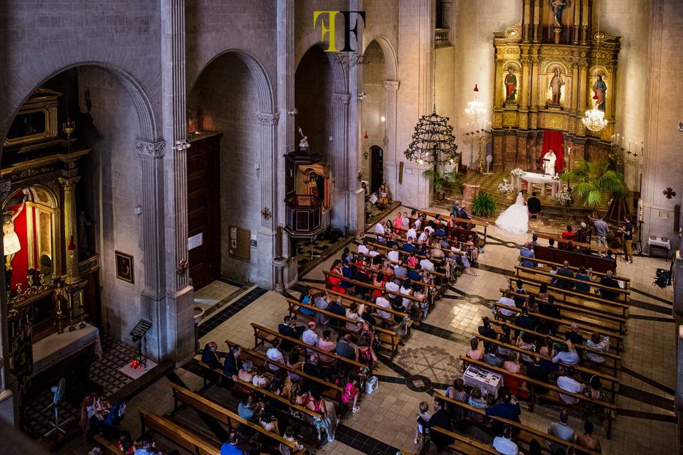 En la iglesia