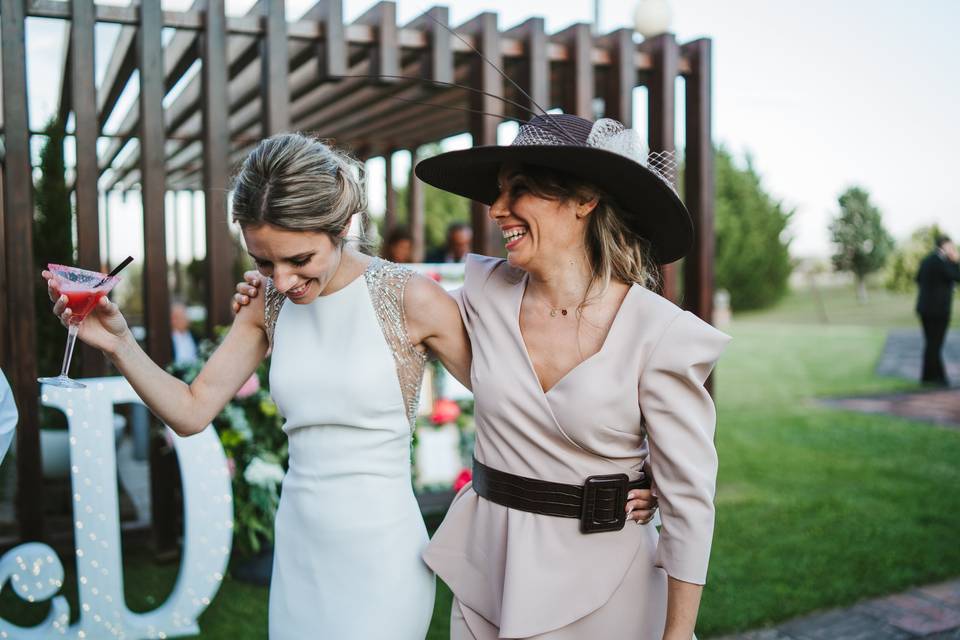 La novia y su hermana