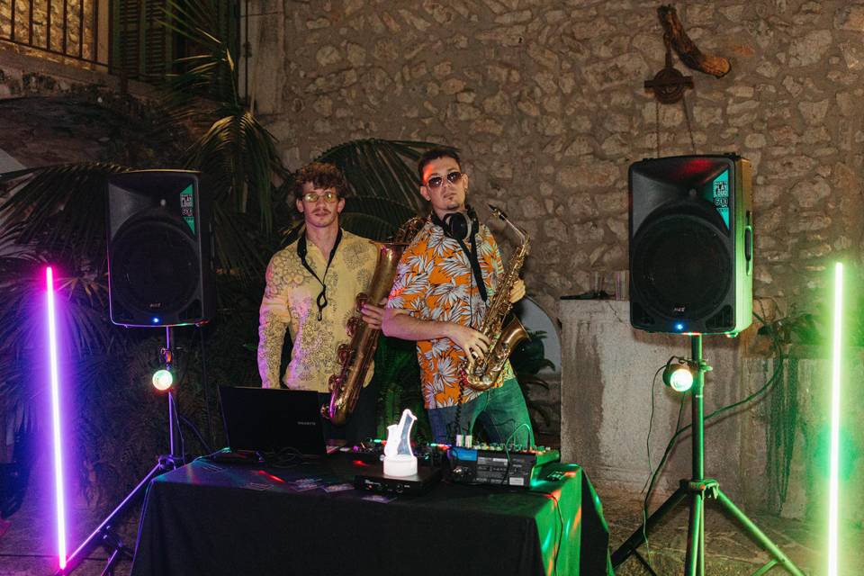 Dúo dj sax