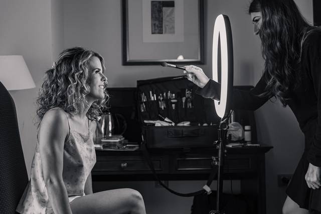Maquillaje y peinado de novia