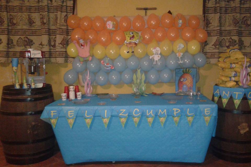 Mesa buffet para cumpleaños