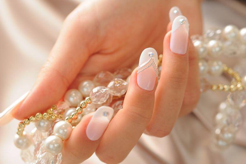 Manicura perlas
