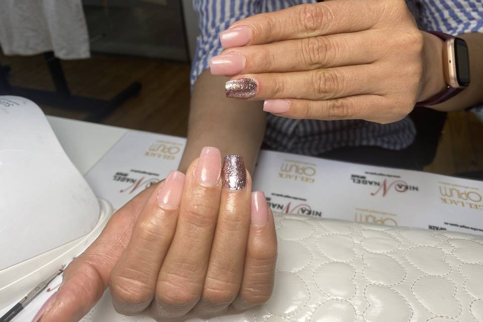 Manicura de novia