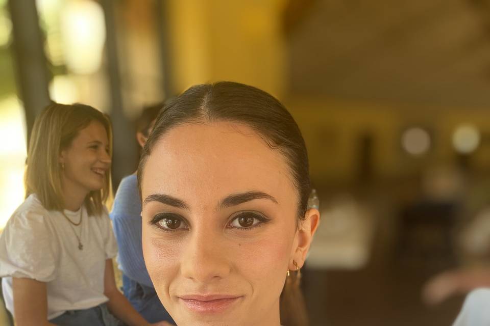 Maquillaje y peluquería