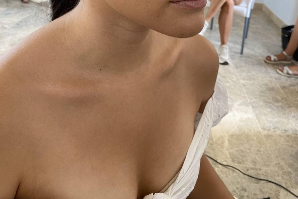 Maquillaje y peluquería