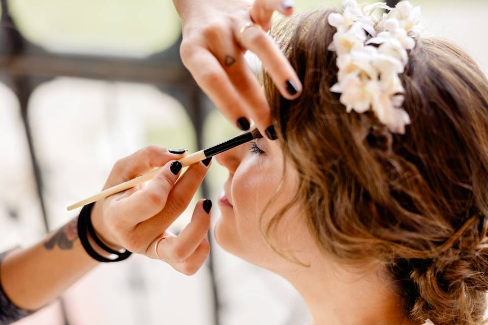 Maquillaje y peluquería