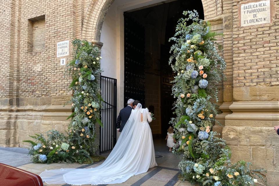 ENTRADA IGLESIA