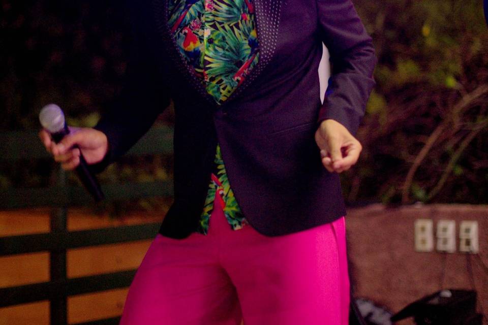 Alexey Jer, cantante y showman
