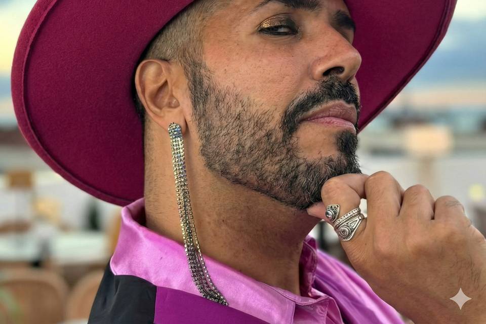 Alexey Jer, cantante y showman