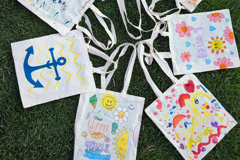 Tote bag