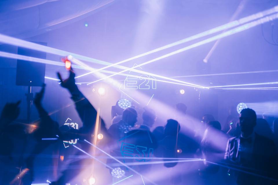 Laser