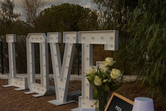 Boda j&r