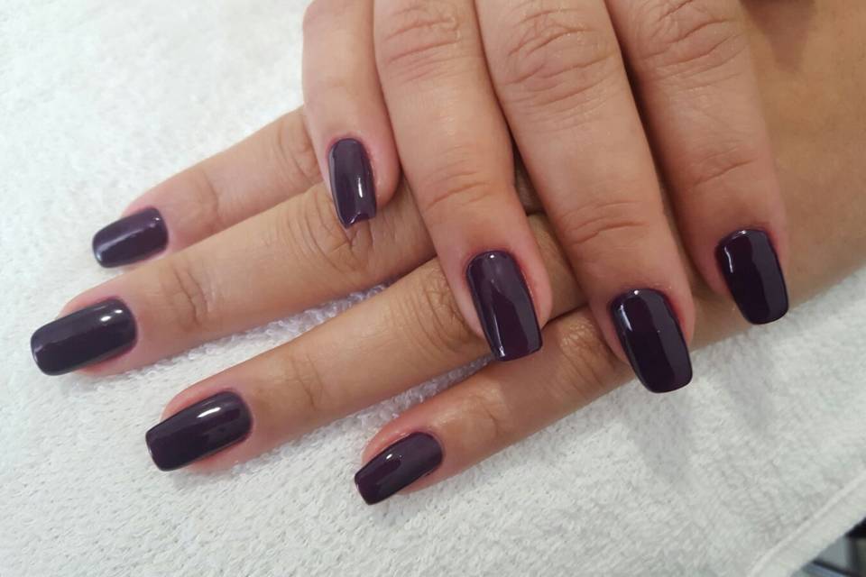 Manicura semipermanente