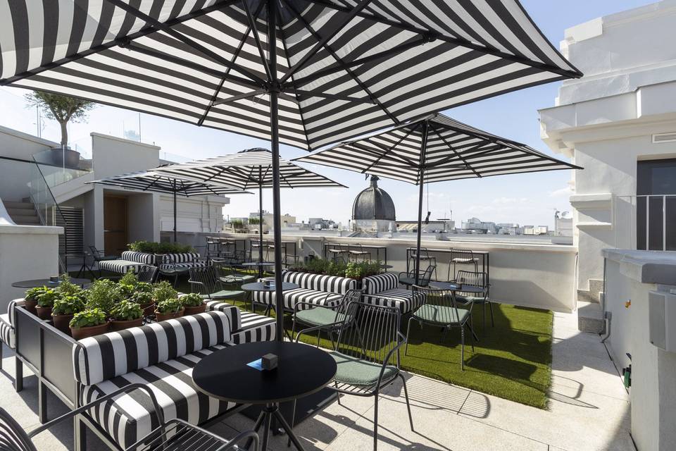 Rooftop Bar
