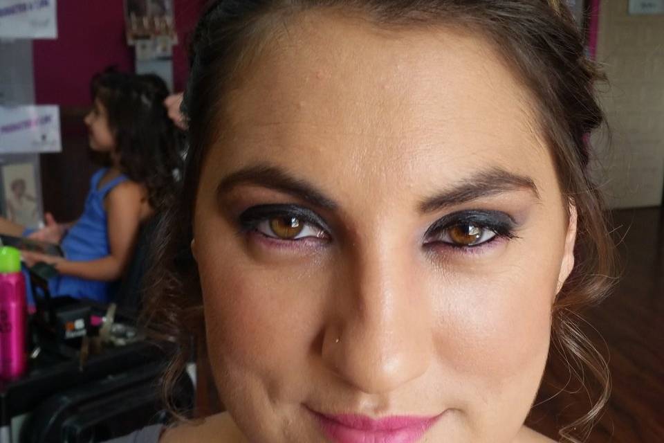 Maquillaje con ahumados