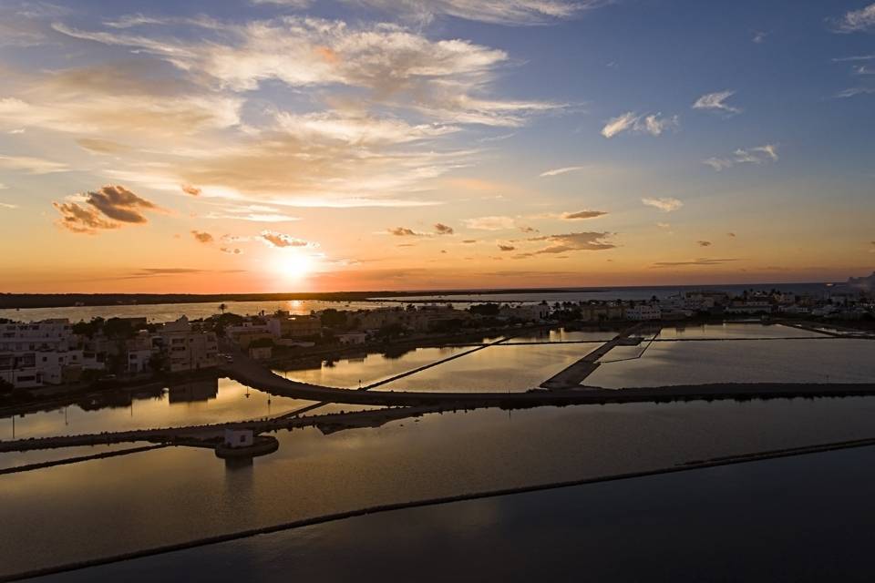 Puesta de sol en el mar