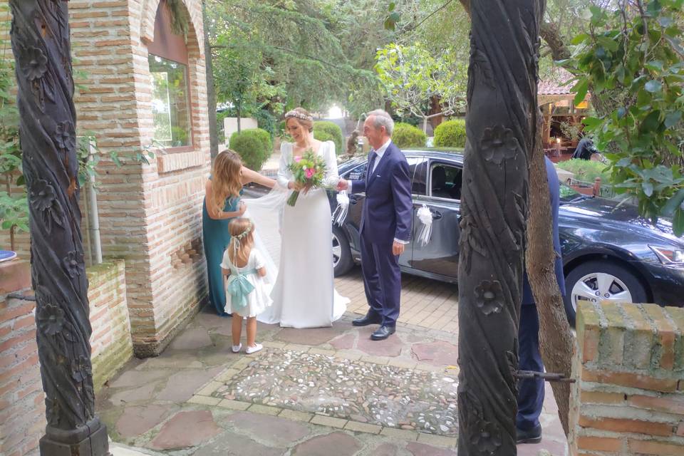 Beatriz en Jardín El Botero