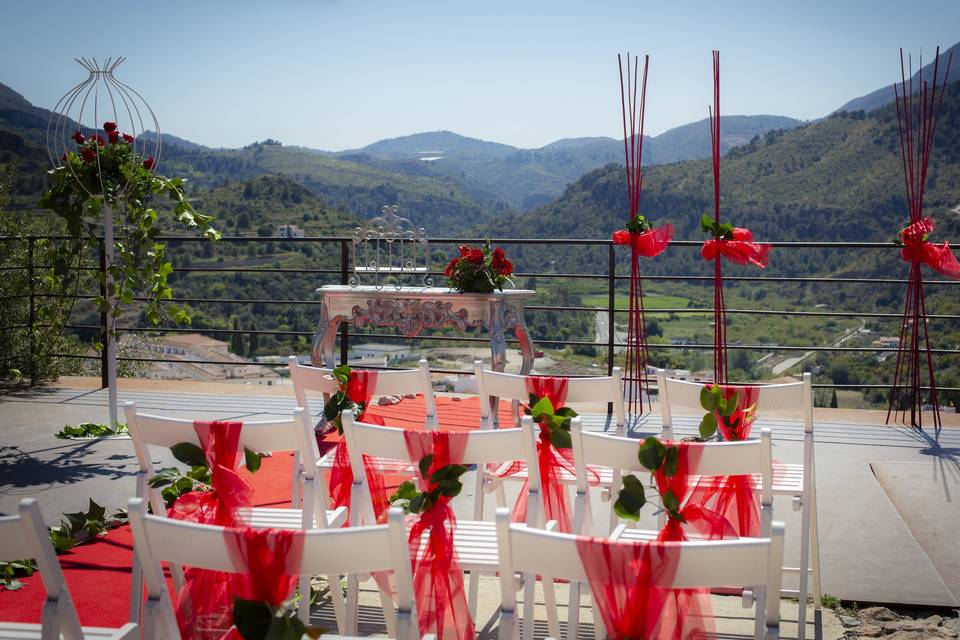 Decoración en tonos rojos