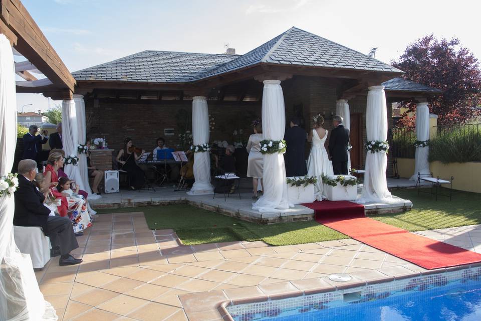 Boda con música