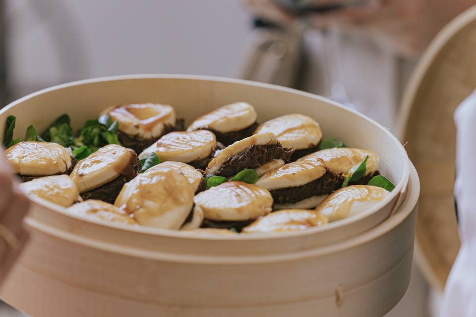 Pan Bao relleno de rabo de tor
