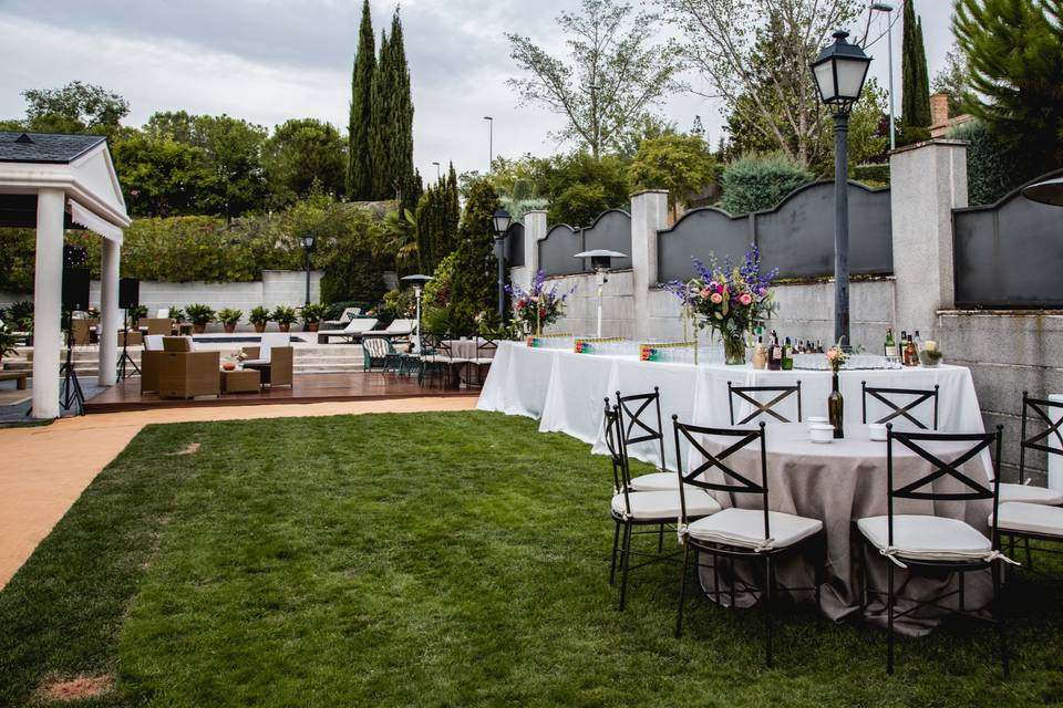 Decoración floral del banquete