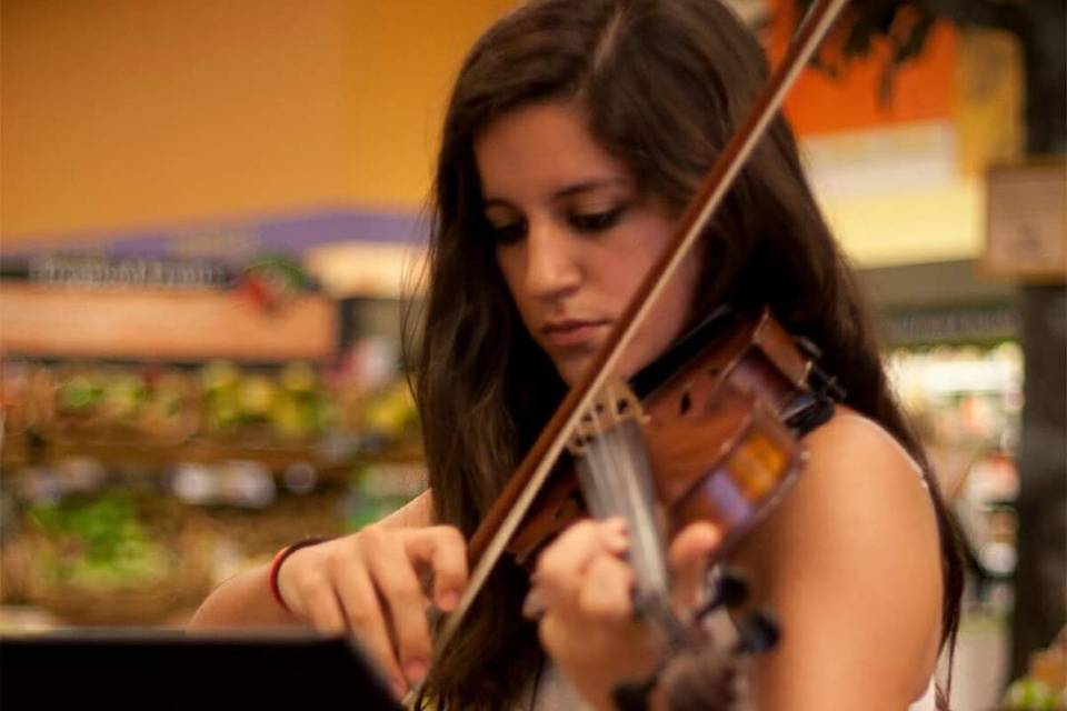 Raquel, nuestra violinista