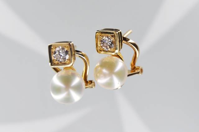 Pendientes con diamante