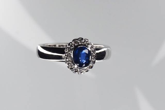 Sortija elegante