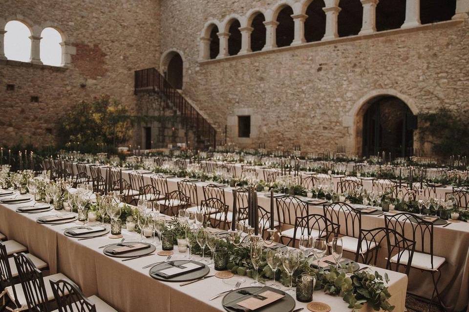 Banquete en el claustro