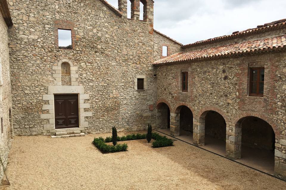 Exterior del Monestir