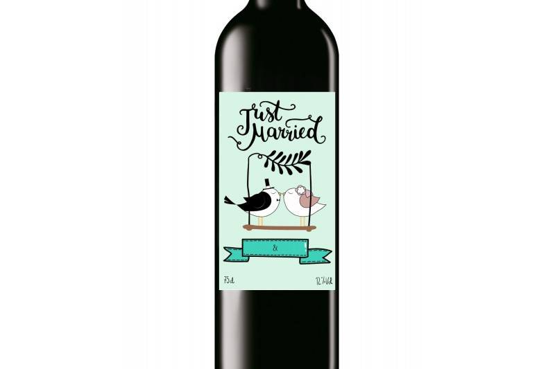 Vino Tinto Just Married
