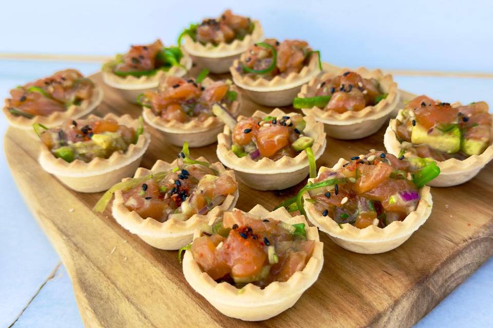 Tartaleta de tartar de salmón