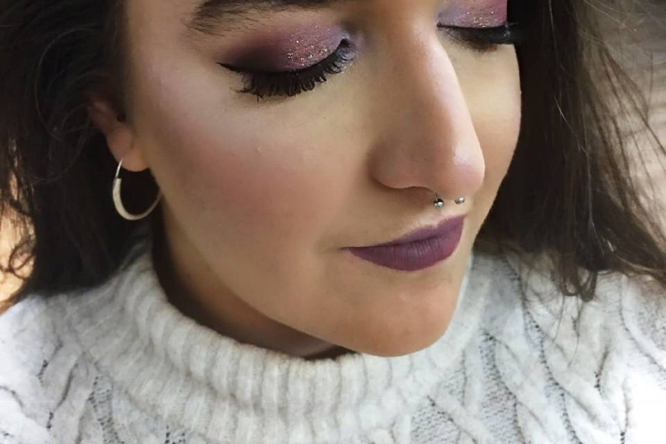 Leire night makeup