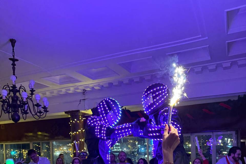 Doble robot Led
