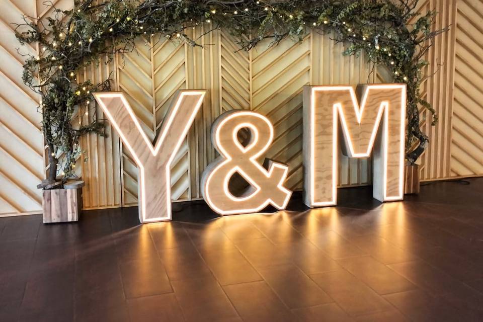 Letras vintage con luz