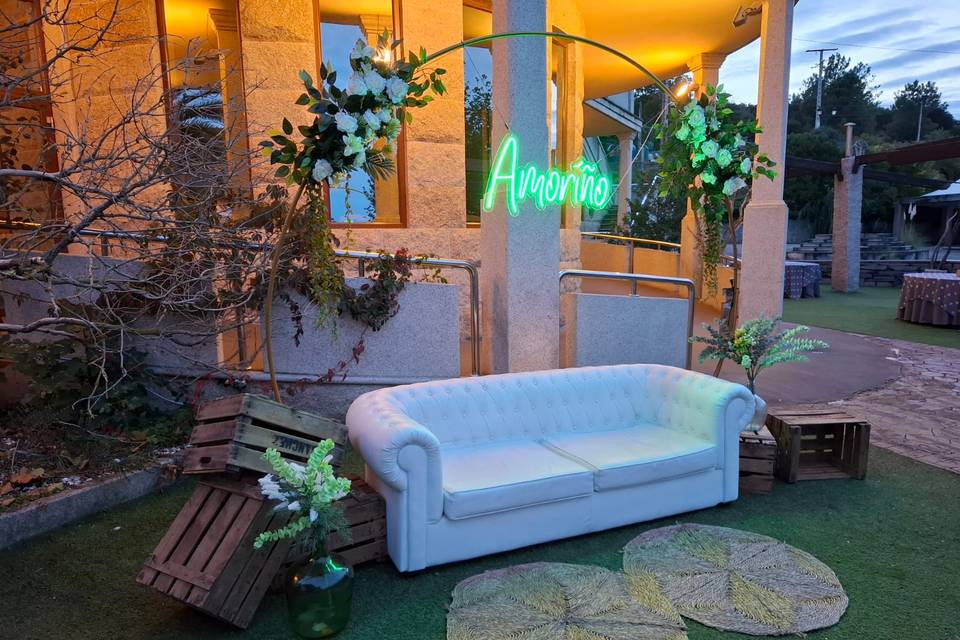 Chester blanco con decoración