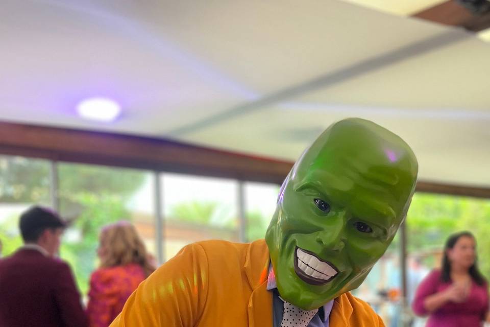 The mask!!