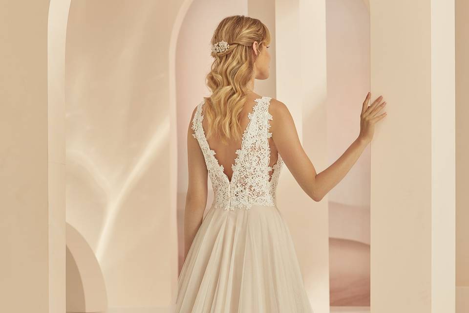 Vestido modelo Delphine