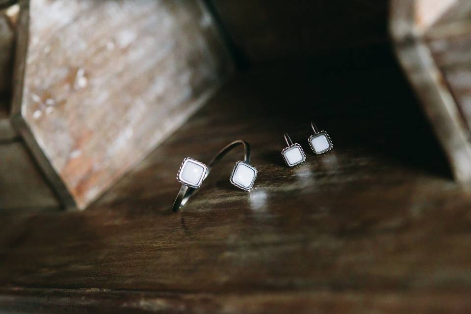 Pendientes y pulsera en plata