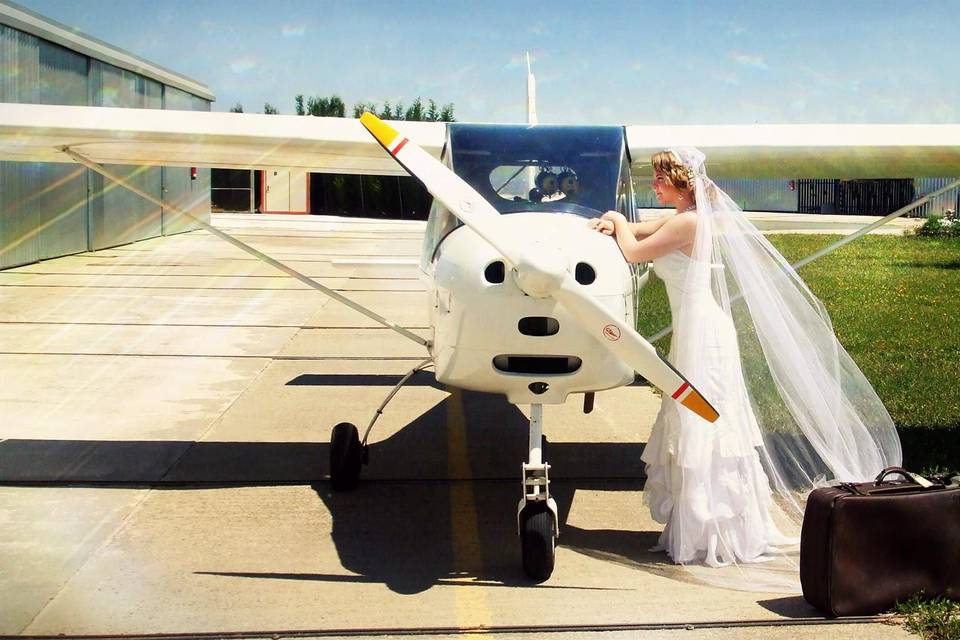 Avión y novia